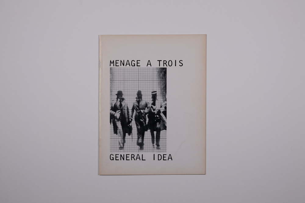 Ménage à trois