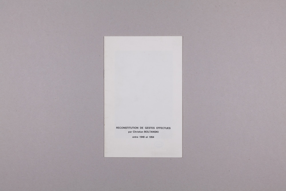 Reconstitution de gestes effectués par Christian Boltanski entre 1948 et 1954