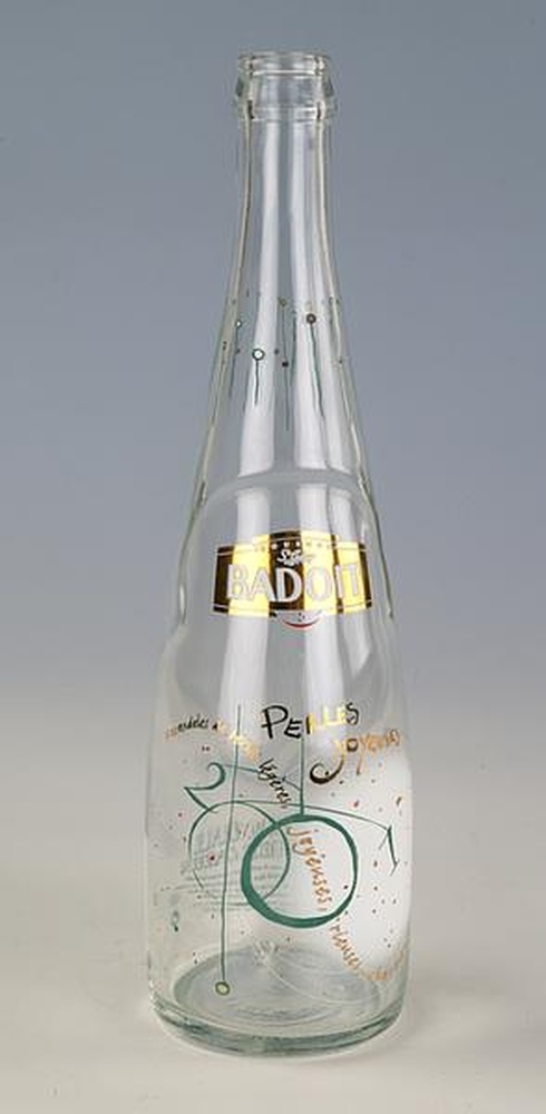 Bouteille Badoit 2001