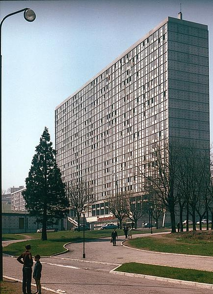 Firminy-vert : le Grand H, façade est