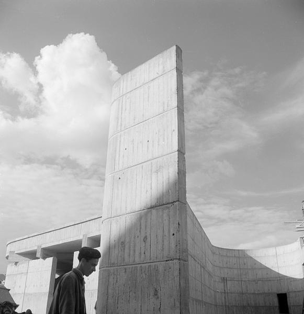 Firminy : chaufferie urbaine (Jean Kling), vue extérieure