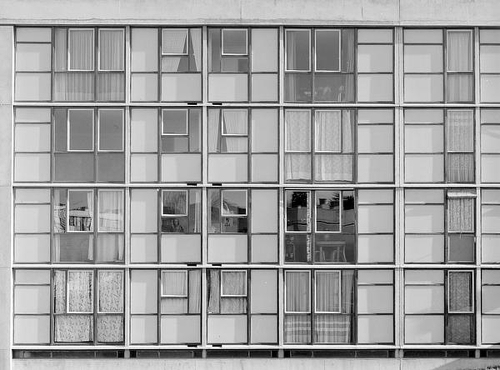 Firminy-vert : détail de façade d'immeuble