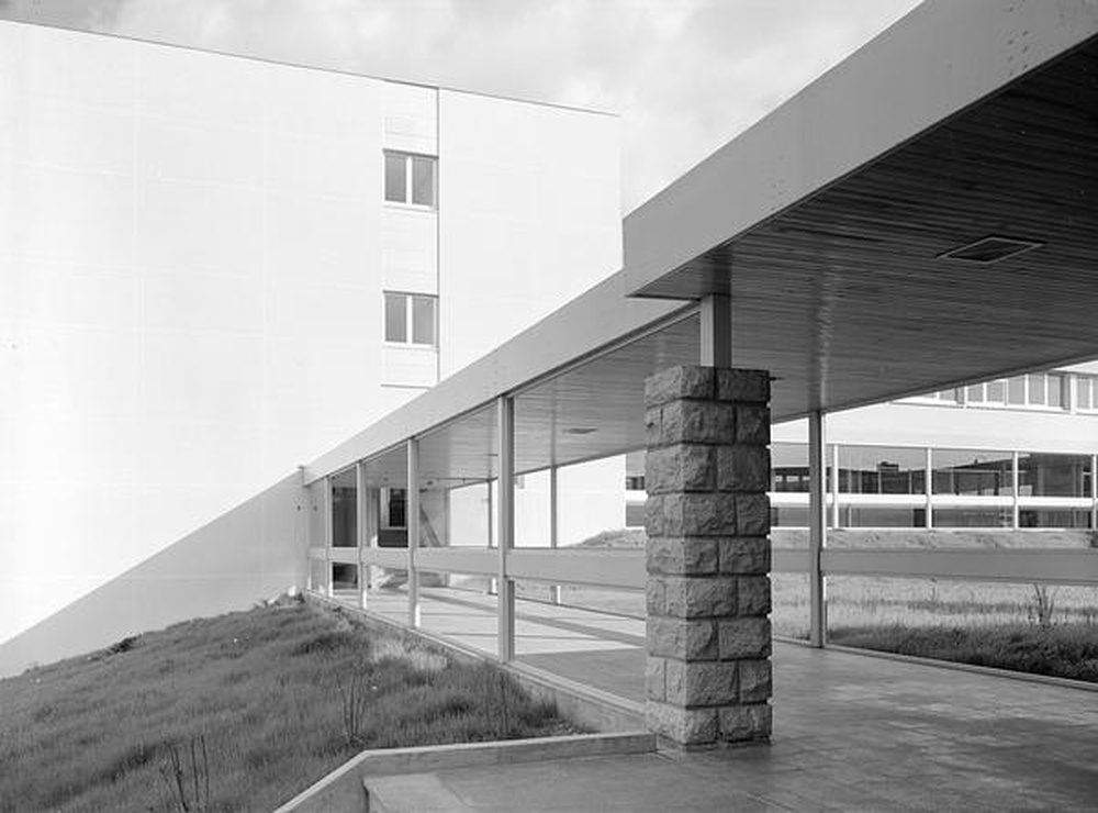 Saint-Etienne : Métare, collège universitaire (Alfred Ferraz, Lucien Seignol)