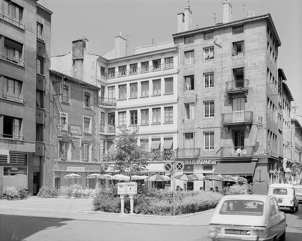 Saint-Etienne : centre ville, Place Grenette