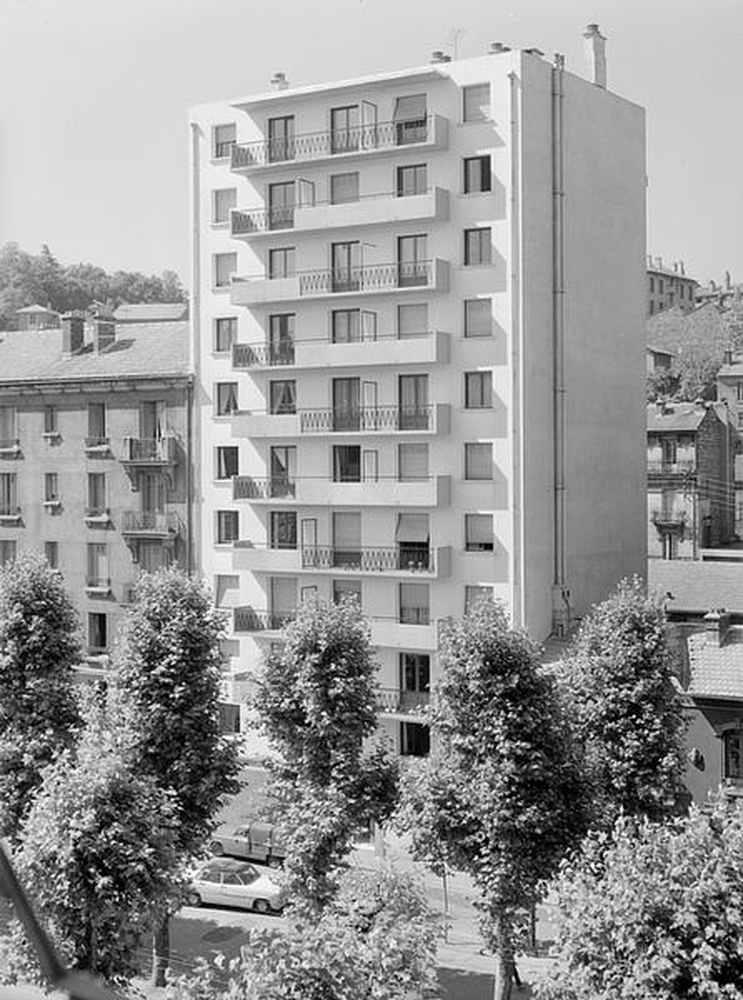 Saint-Etienne : rue du 11 Novembre, immeubles