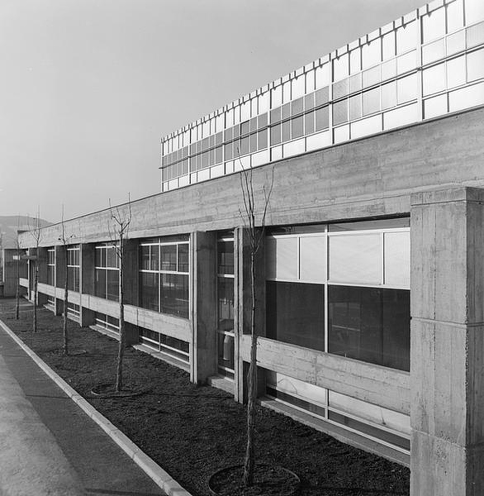 Firminy : chaufferie urbaine (Jean Kling), vue partielle de l'une des façades