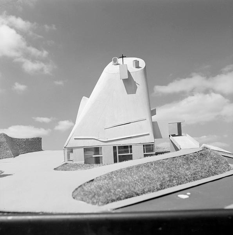 Firminy-vert : église Le Corbusier, maquette