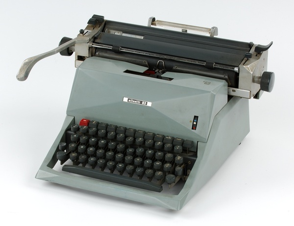 Machine à écrire Diaspron 82