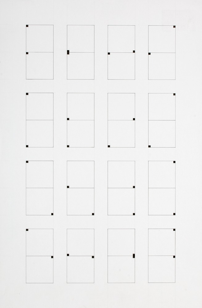 16 couples de carrés avec un carré dans un angle