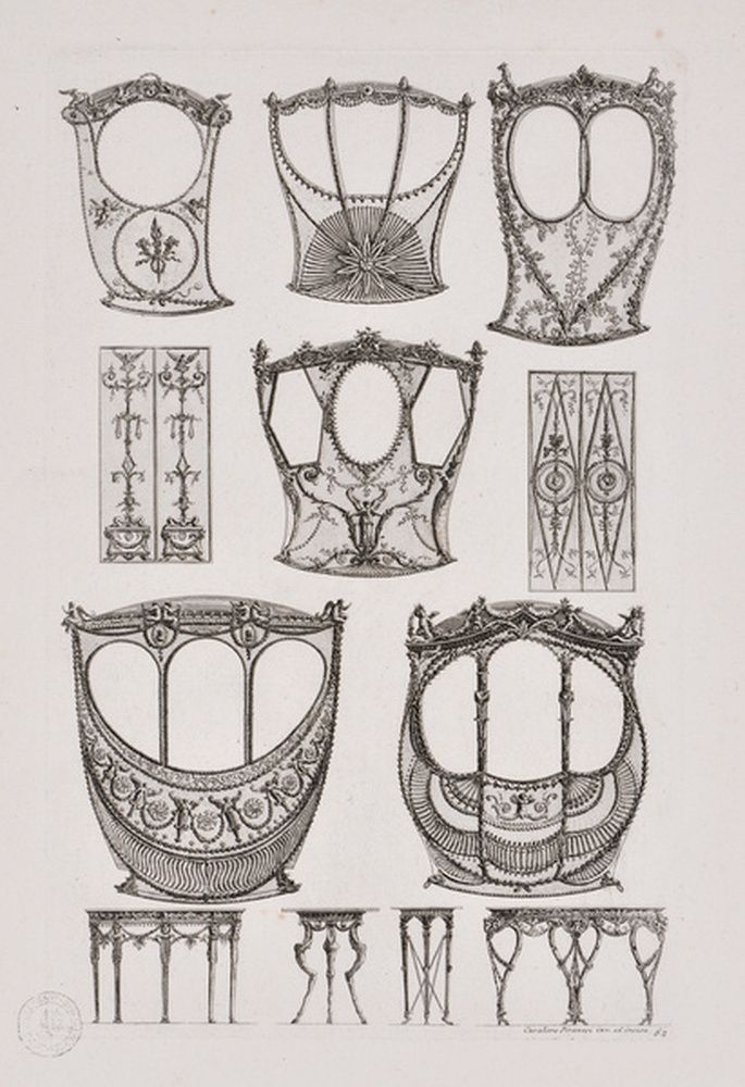 Diverses chaises à porteurs et pièces de mobilier