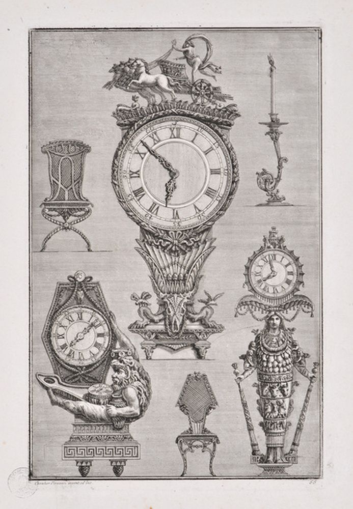Pendules, chaises et chandelier