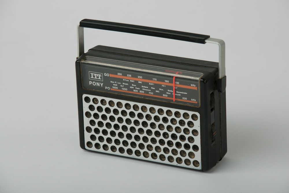 Radio Pony 18