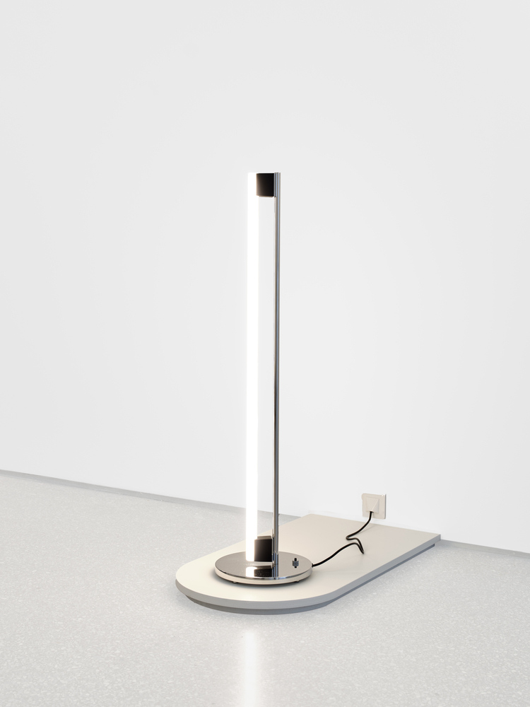 Lampadaire Tube Light